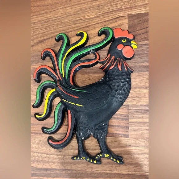 2 Vintage Black Hand Painted Cast Iron Mid Century Chanticleer Roosters. - Picture 3 of 4